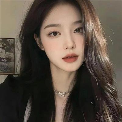 白色，红色与...